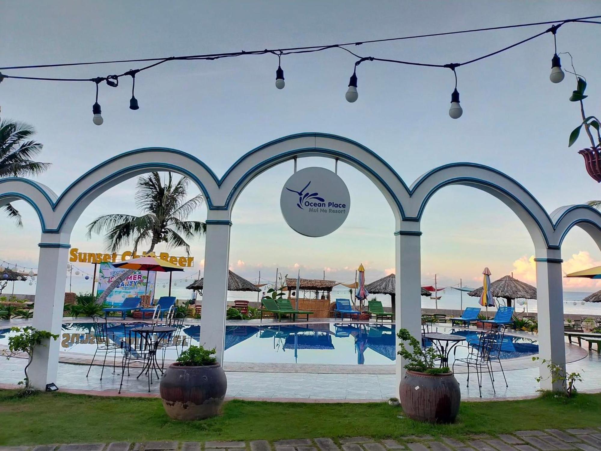 Ocean Place Resort Mui Ne Exterior foto